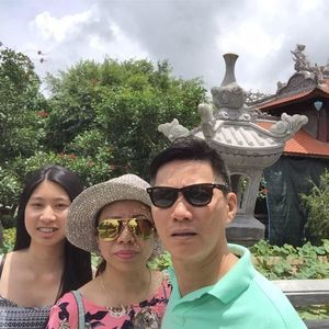 Meet your Posher, Trung